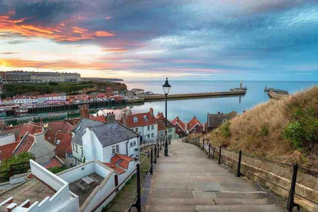 Whitehall, Thomas Turnbull Flat 3 Beautiful Apartment In Georgian House Whitby Exterior photo